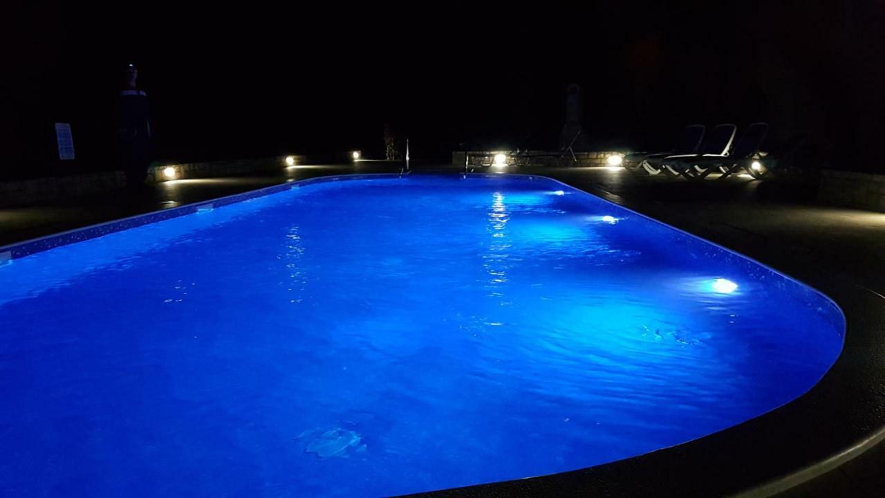 Holiday Home Marina Kaštelir Екстериор снимка