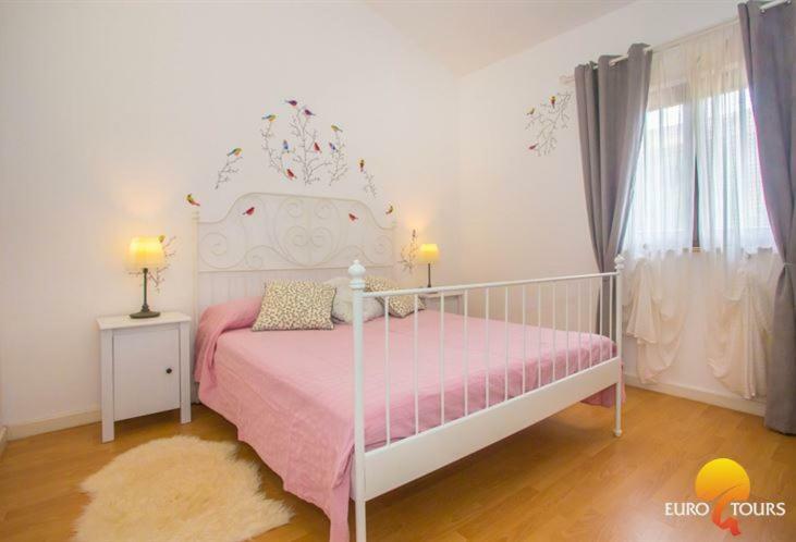 Holiday Home Marina Kaštelir Екстериор снимка