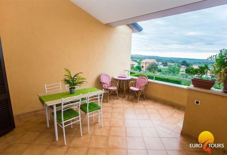 Holiday Home Marina Kaštelir Екстериор снимка