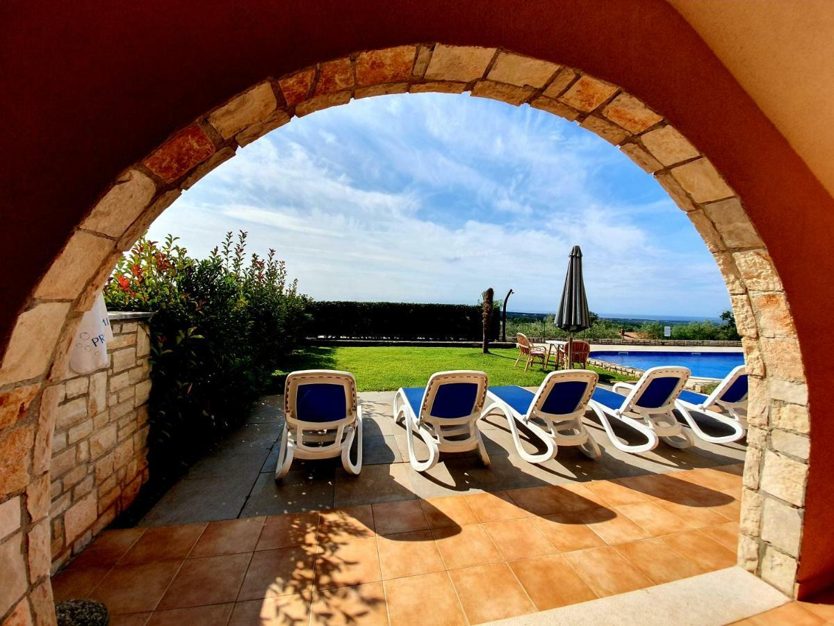 Holiday Home Marina Kaštelir Екстериор снимка